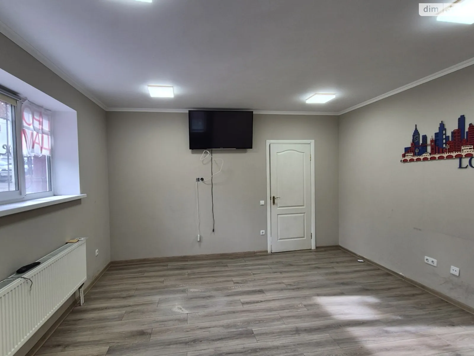 Продається офіс 54 кв. м в бізнес-центрі, цена: 42000 $ - фото 1