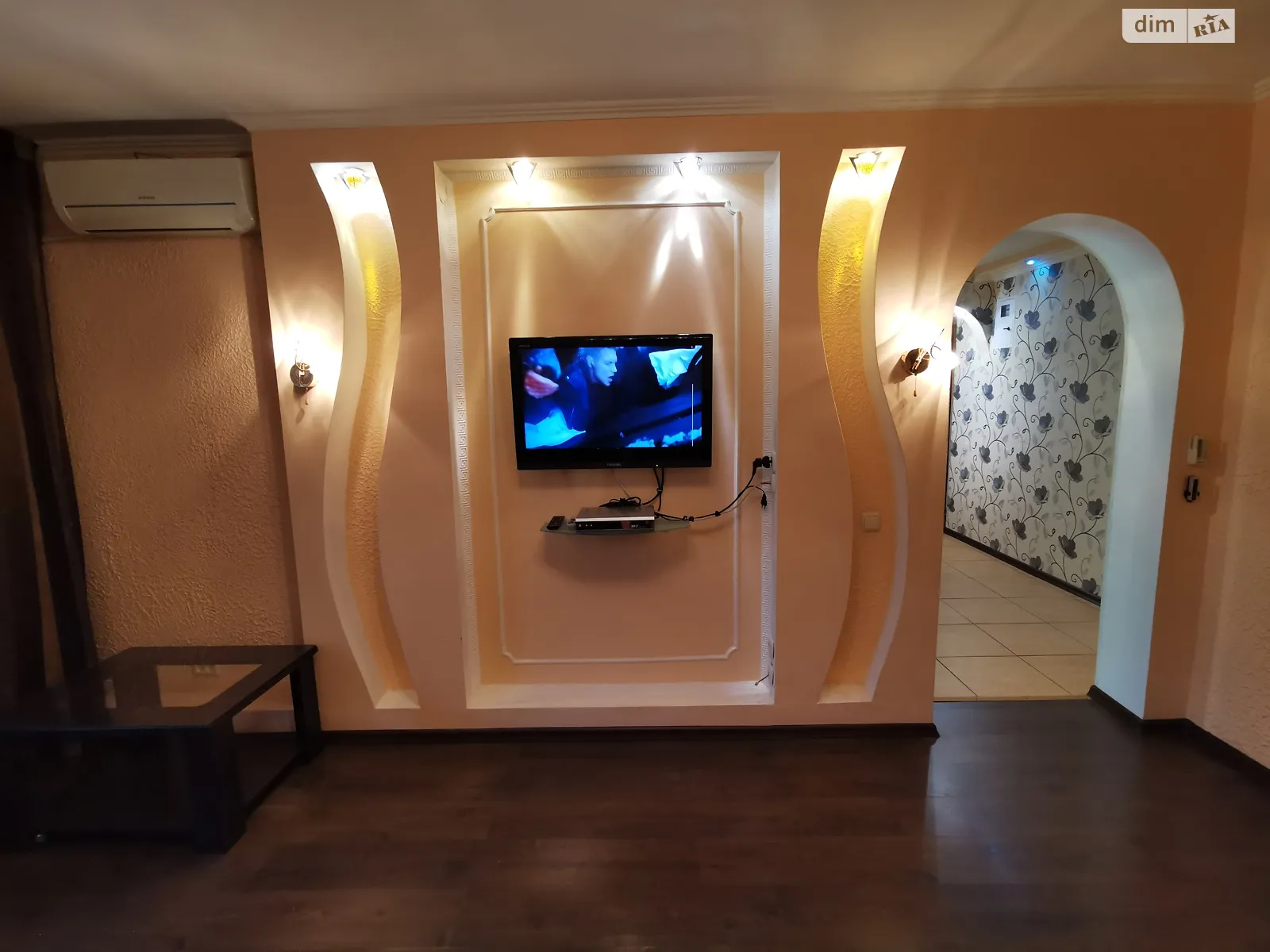 Сдается в аренду 1-комнатная квартира 33 кв. м в Николаеве, ул. Космонавтов, 30 - фото 1