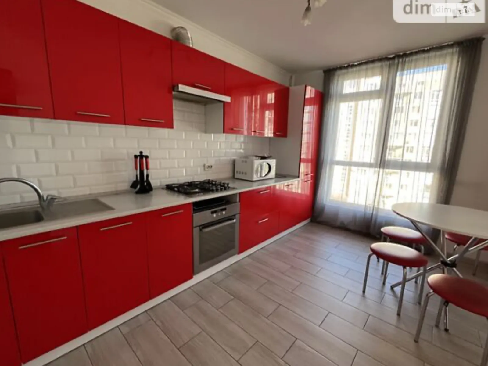 2-кімнатна квартира 63 кв. м у Тернополі, вул. Білогірська - фото 1