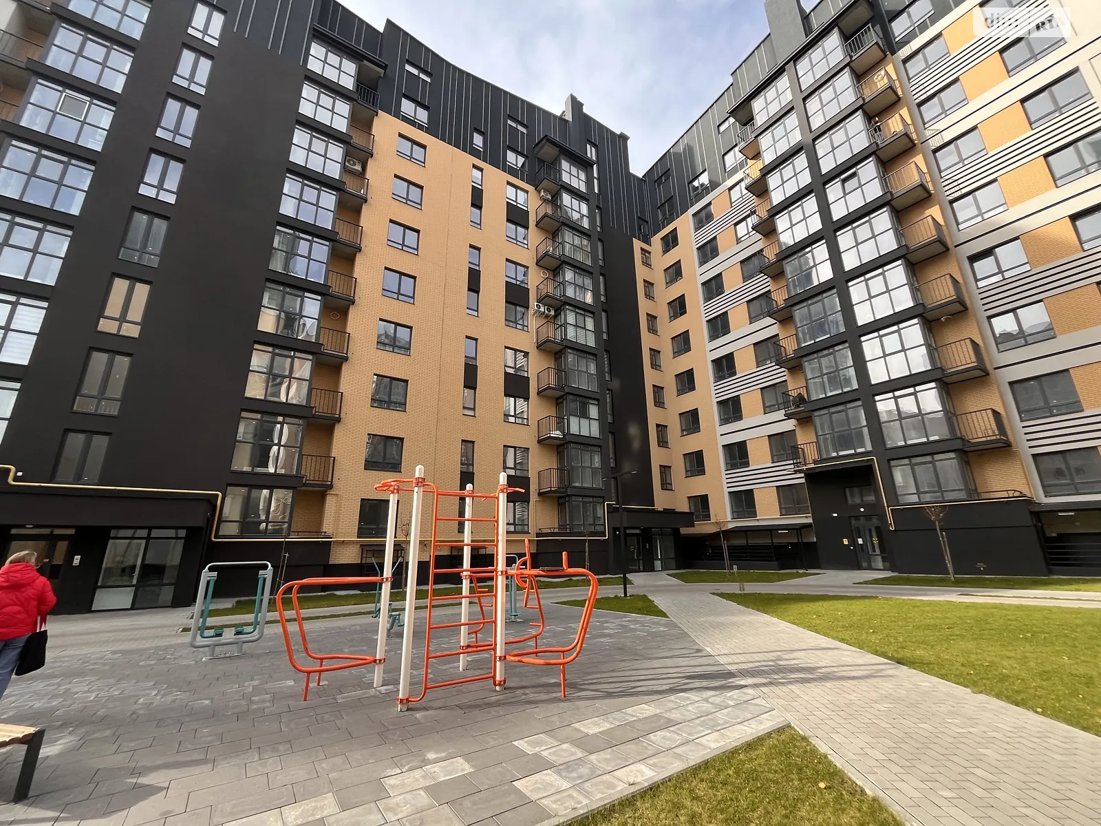 Сдается в аренду 1-комнатная квартира 46 кв. м в Хмельницком, ул. Панаса Мирного, 20 - фото 1