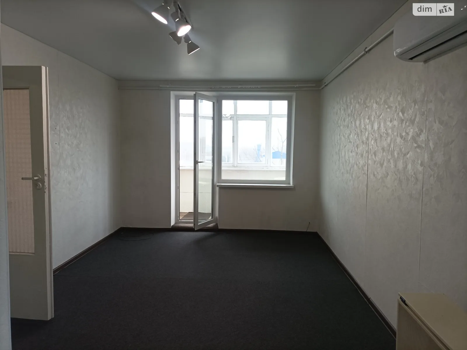 Продается 1-комнатная квартира 32.8 кв. м в Стрижавке, ул. Молодёжная - фото 1