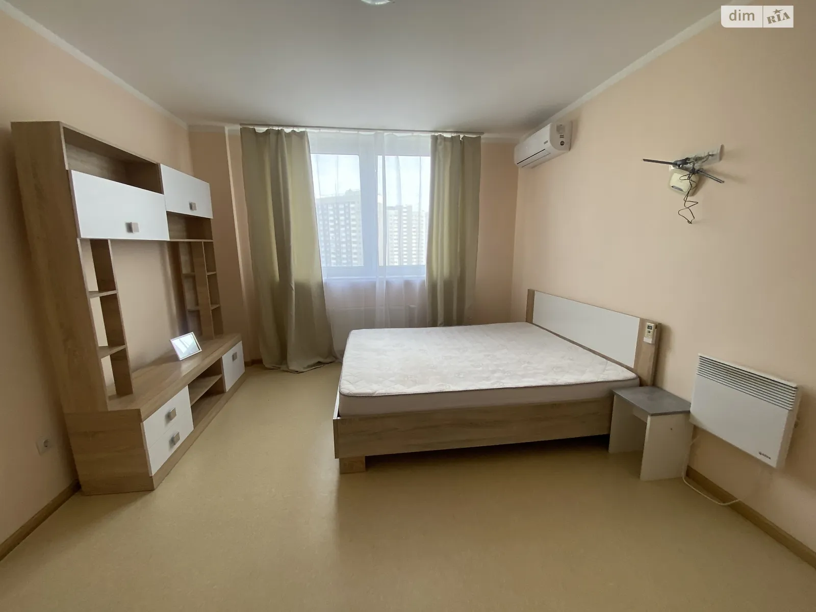 Здається в оренду 1-кімнатна квартира 45 кв. м у Києві, вул. Соломії Крушельницької, 15В - фото 1