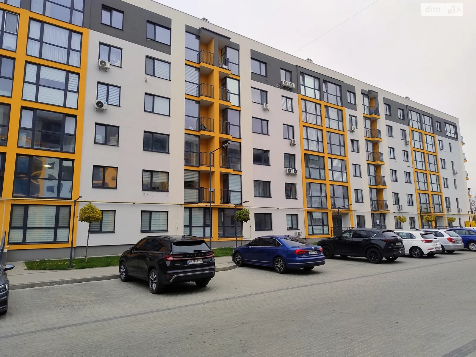 Продается 1-комнатная квартира 45 кв. м в Березиной, ул. Радужная - фото 1