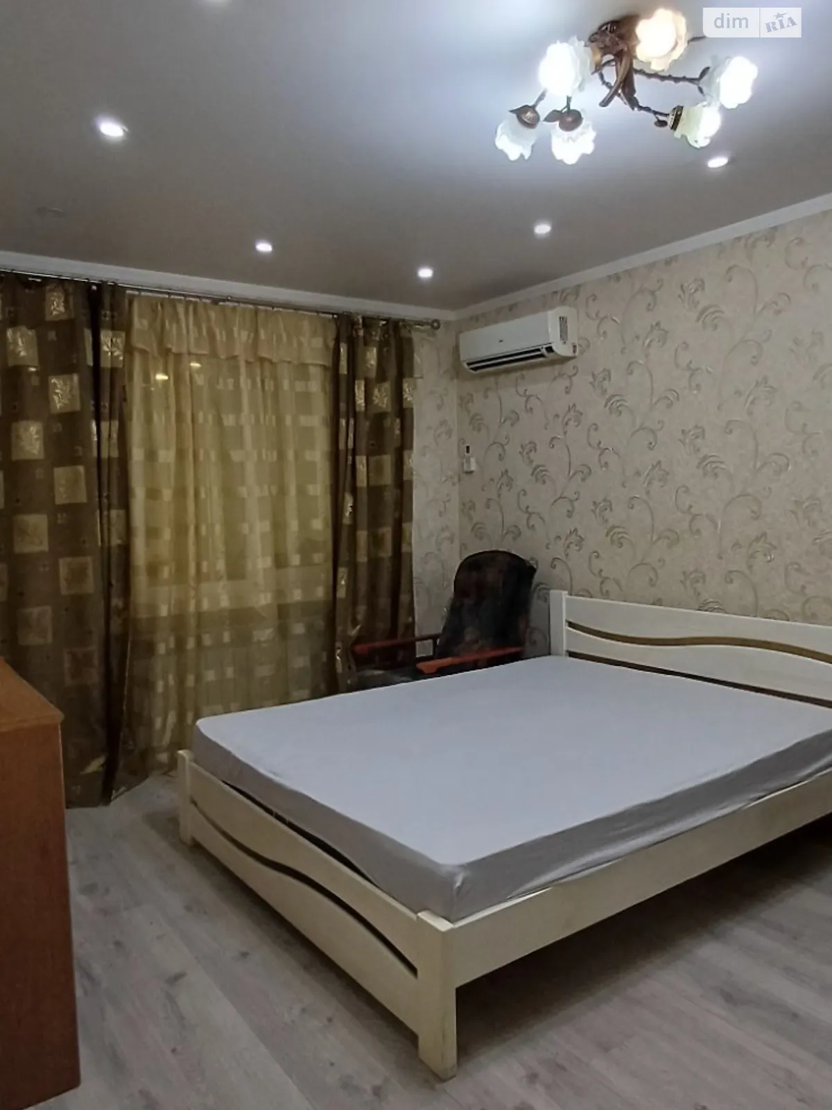 Здається в оренду 1-кімнатна квартира 32 кв. м у Одесі, вул. Варненська, 17/2 - фото 1