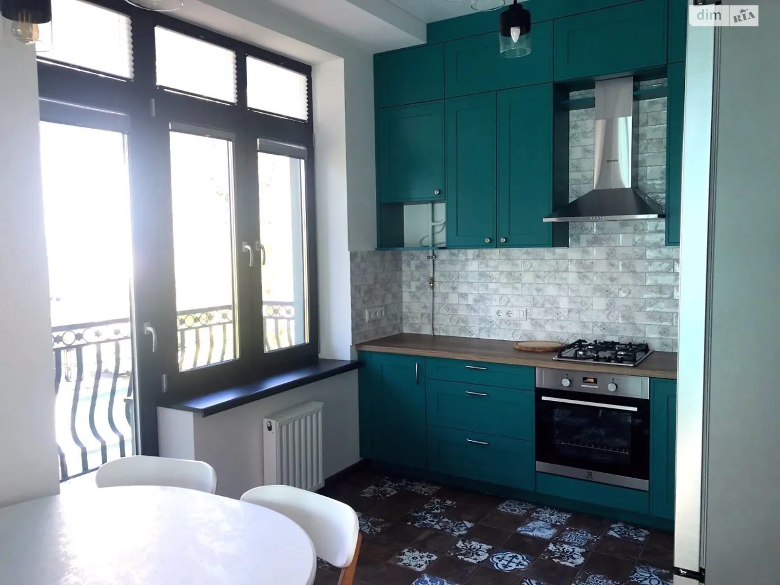 Здається в оренду 2-кімнатна квартира 60.9 кв. м у Одесі, пров. Успенський, 11 - фото 1