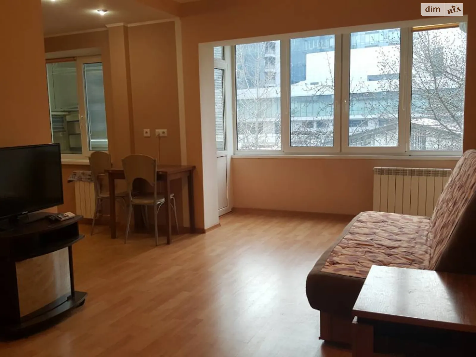 Здається в оренду 1-кімнатна квартира 33 кв. м у Києві, просп. Павла Тичини, 1 - фото 1