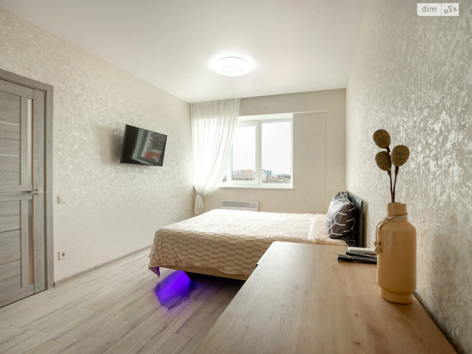 Сдается в аренду 1-комнатная квартира 33 кв. м в Одессе, ул. Львовская, 15Б - фото 1