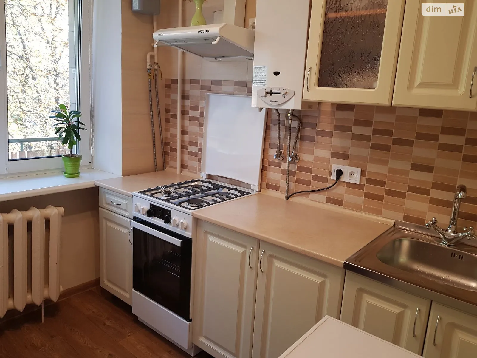 Продается 1-комнатная квартира 32 кв. м в Черкассах, ул. Ложешникова Владимира, 20 - фото 1