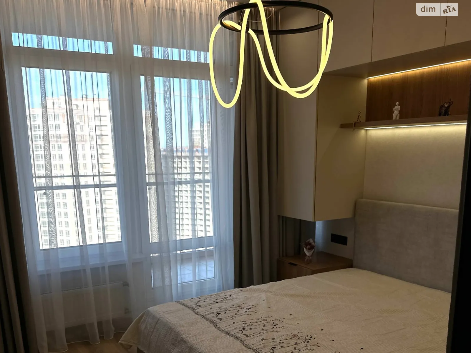 Продается 2-комнатная квартира 52 кв. м в Одессе, ул. Генуэзская, 3В - фото 1