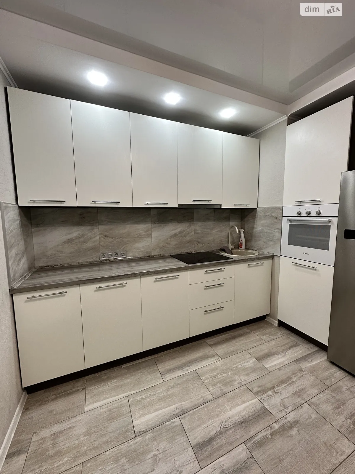 Продается 2-комнатная квартира 46 кв. м в Лиманке, ул. Гранитная - фото 1