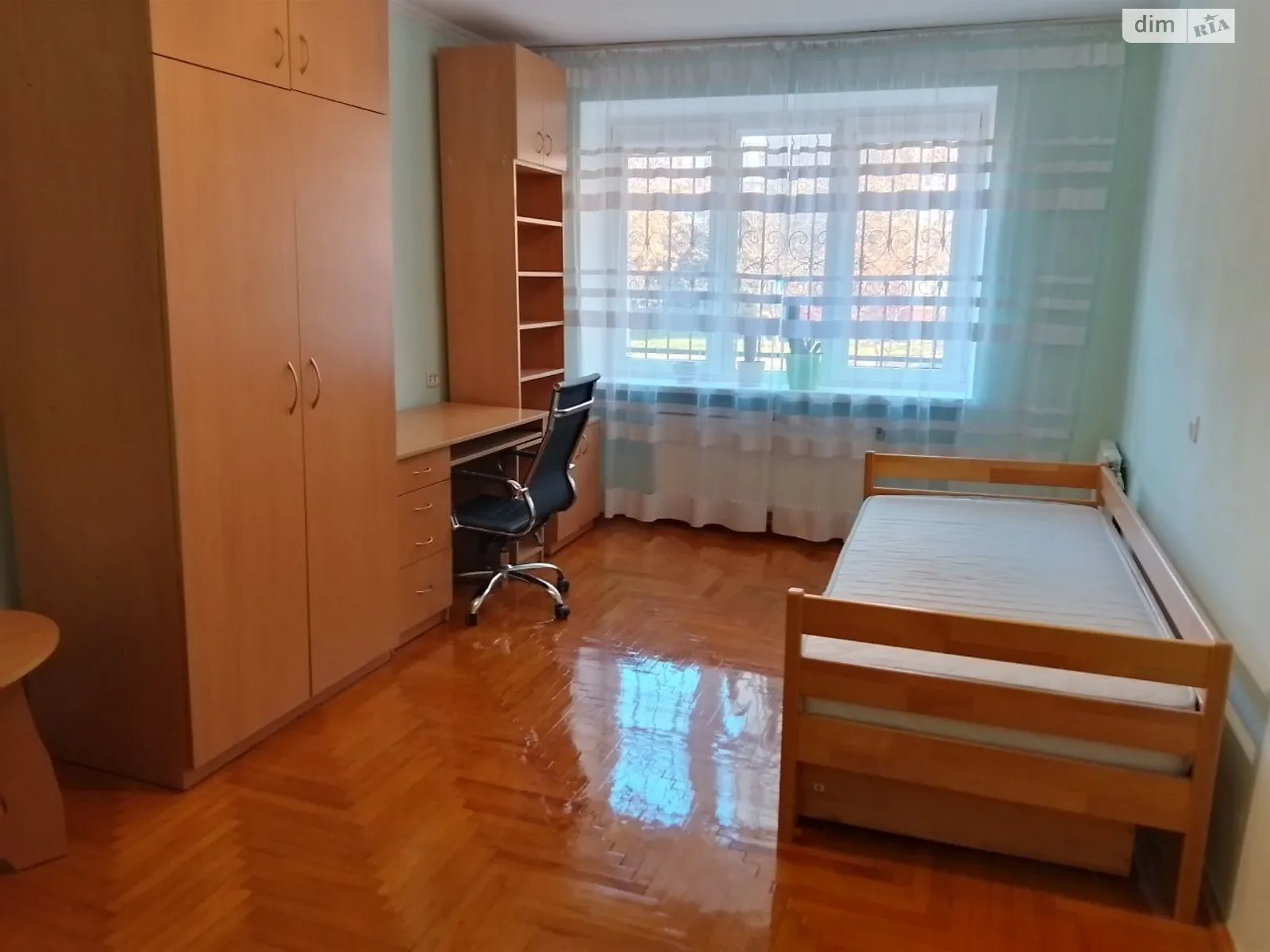 Здається в оренду 3-кімнатна квартира 66.9 кв. м у Львові, вул. Величковського - фото 1