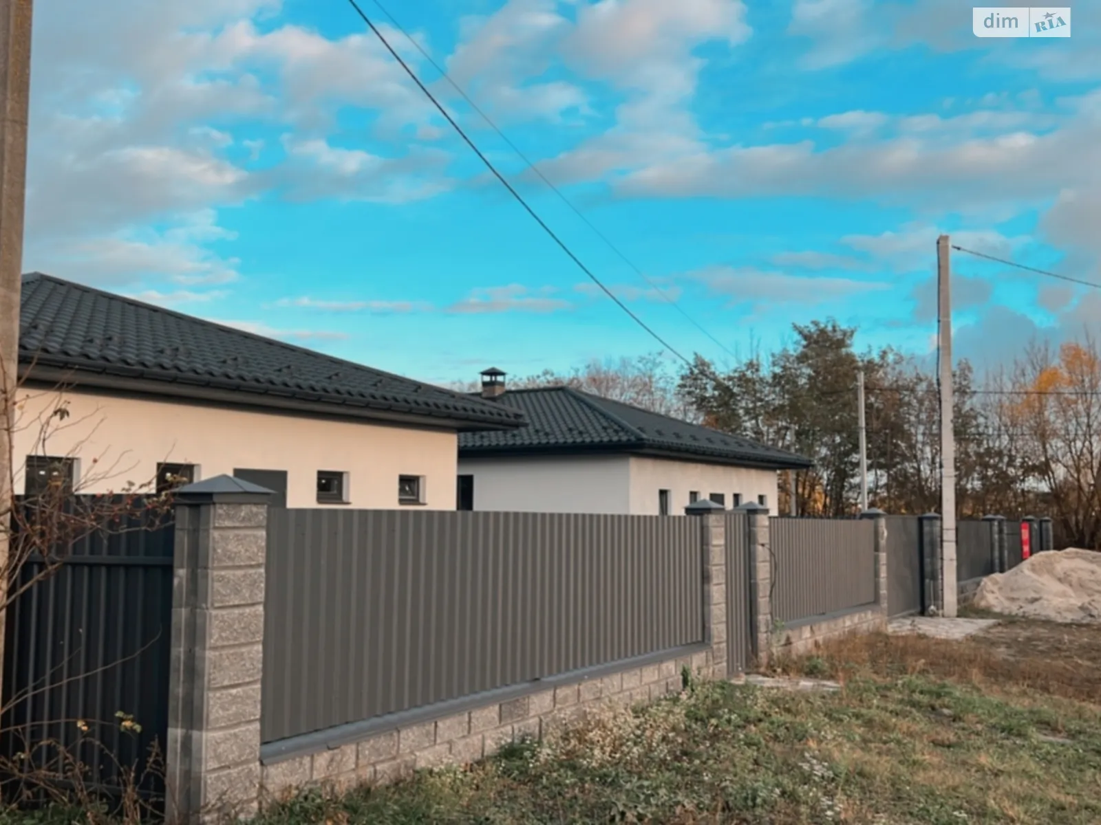 Продается одноэтажный дом 103.1 кв. м с гаражом, цена: 78000 $ - фото 1