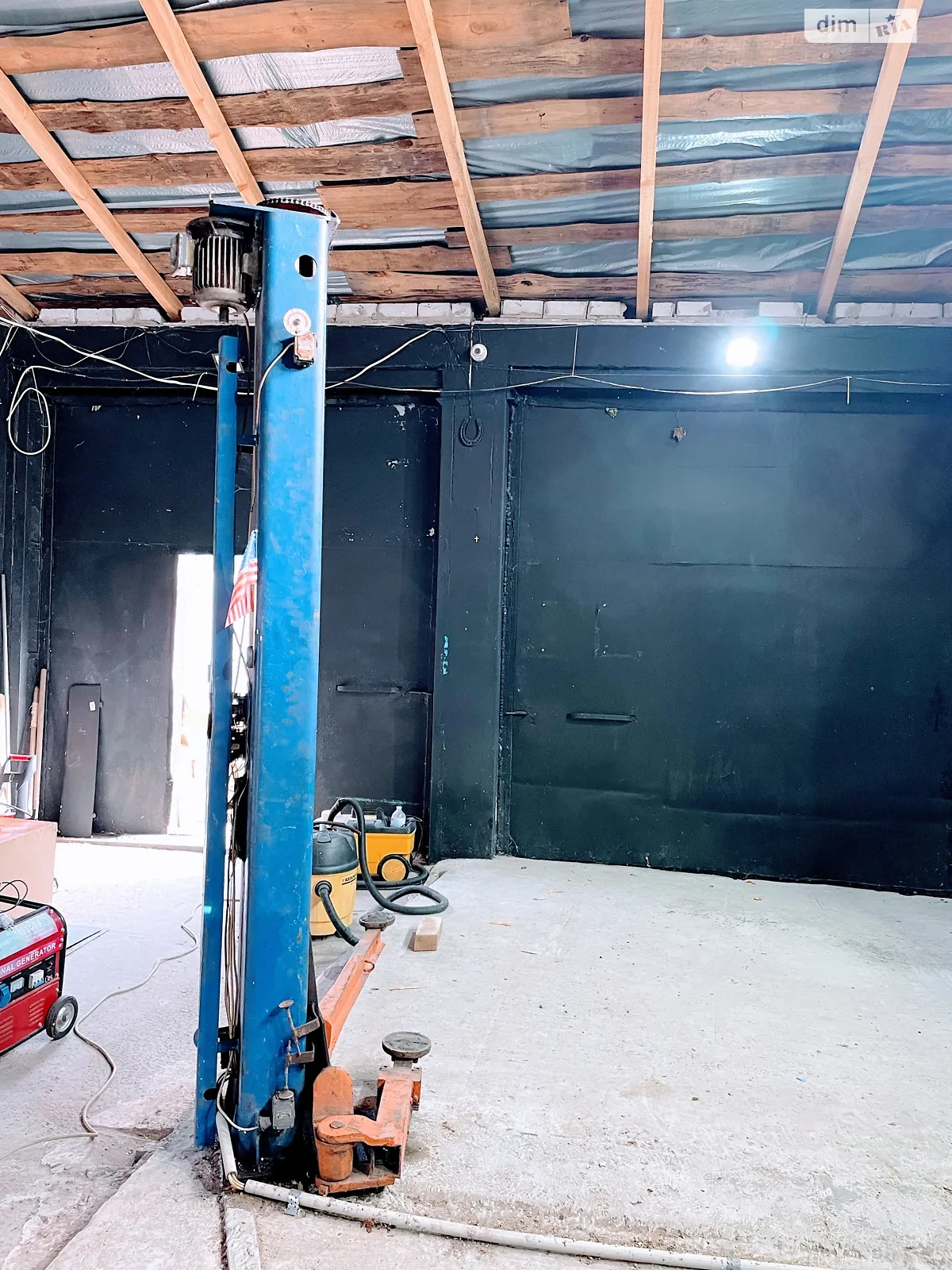 Сдается в аренду отдельно стоящий гараж универсальный на 80 кв. м, цена: 29000 грн - фото 1