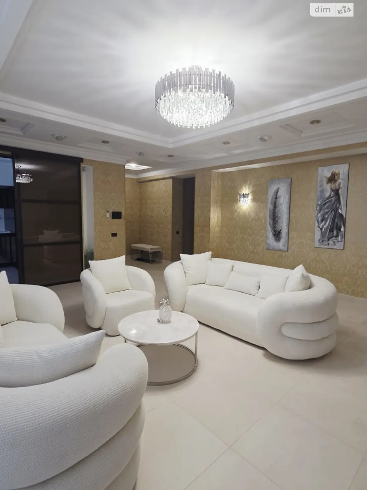 Здається в оренду 3-кімнатна квартира 240 кв. м у Одесі, цена: 1850 $ - фото 1