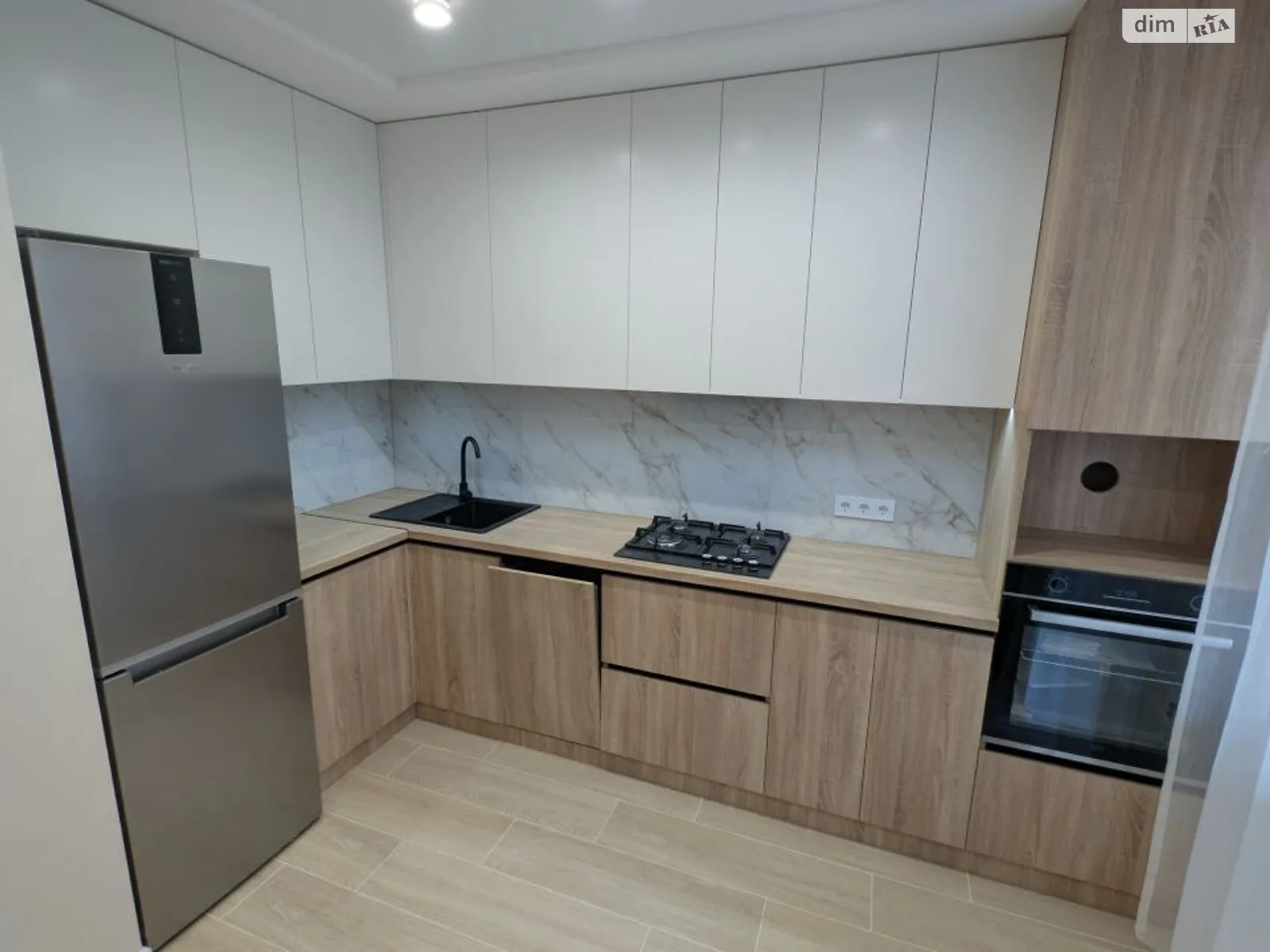 Здається в оренду 1-кімнатна квартира 47 кв. м у Львові, вул. Стрийська, 115Ж - фото 1