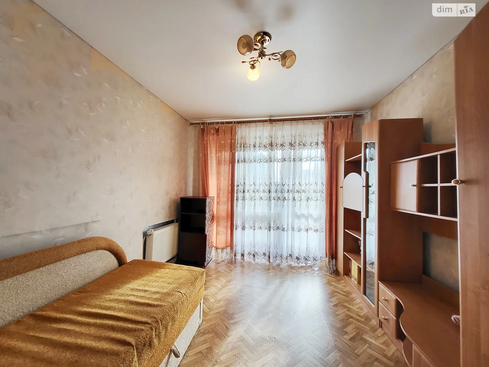 Продается 3-комнатная квартира 64 кв. м в Виннице, просп. Космонавтов - фото 1