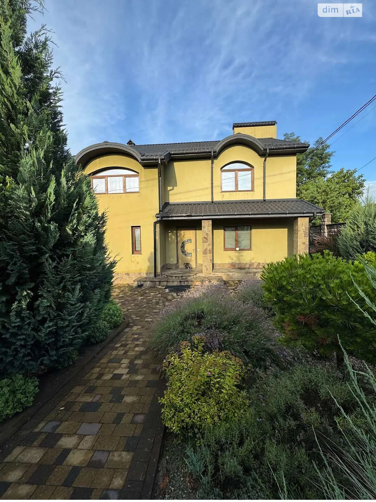 Продается дом на 2 этажа 197.7 кв. м с гаражом, цена: 350000 $ - фото 1