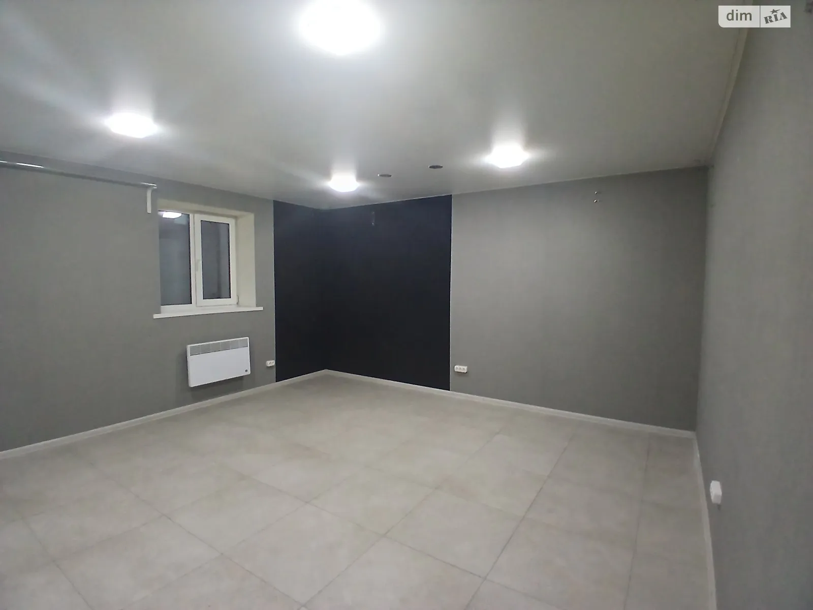 Продается помещения свободного назначения 32.8 кв. м в 4-этажном здании, цена: 26000 $ - фото 1