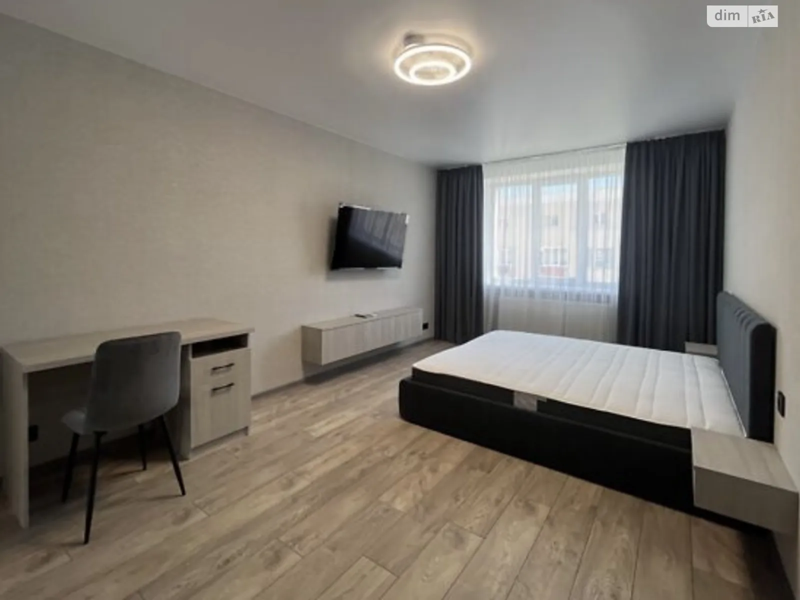 Сдается в аренду 1-комнатная квартира 50 кв. м в Хмельницком, ул. Кармелюка, 3/3 - фото 1