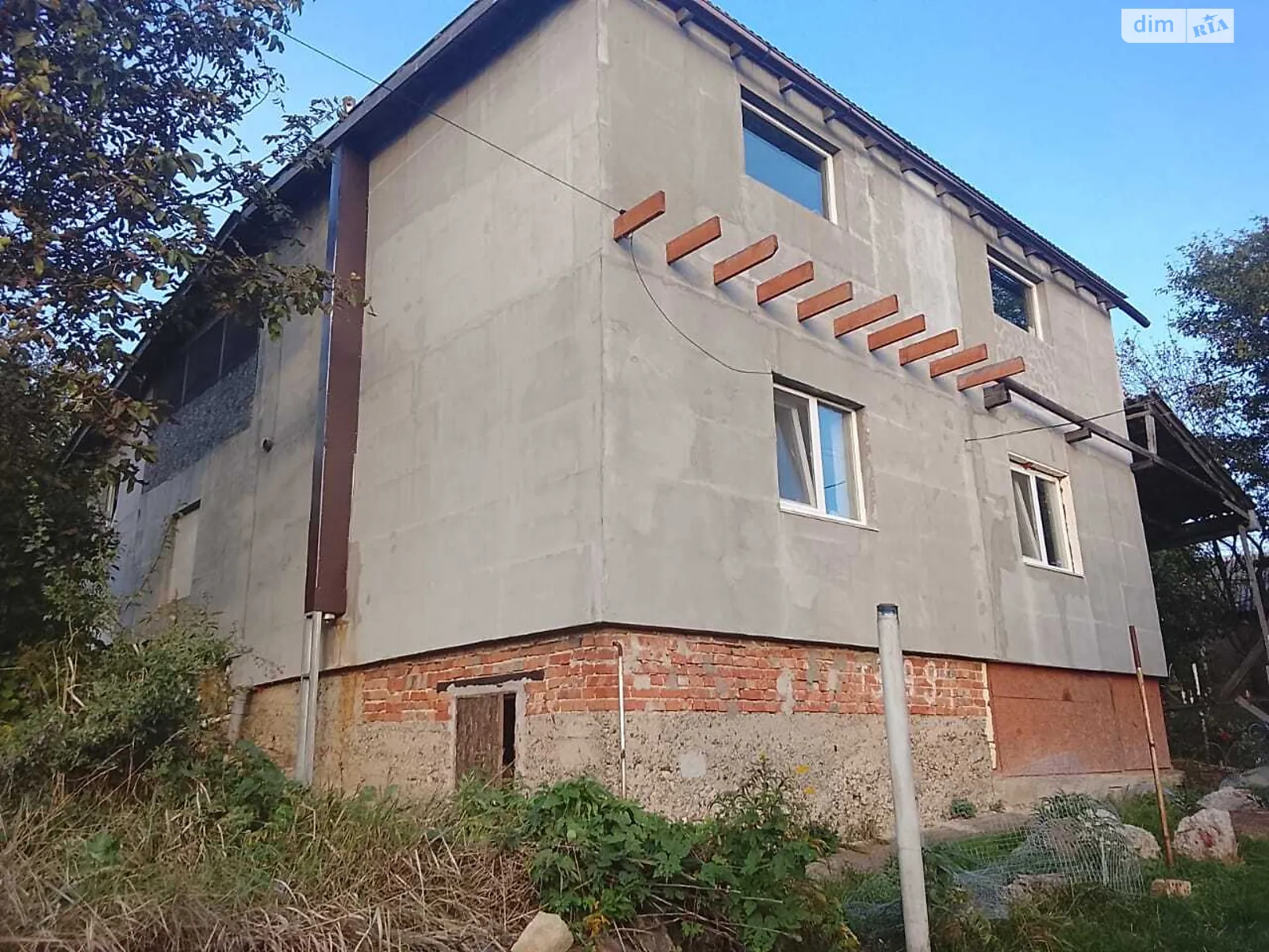 Продается дом на 2 этажа 200 кв. м с беседкой, цена: 25000 $ - фото 1