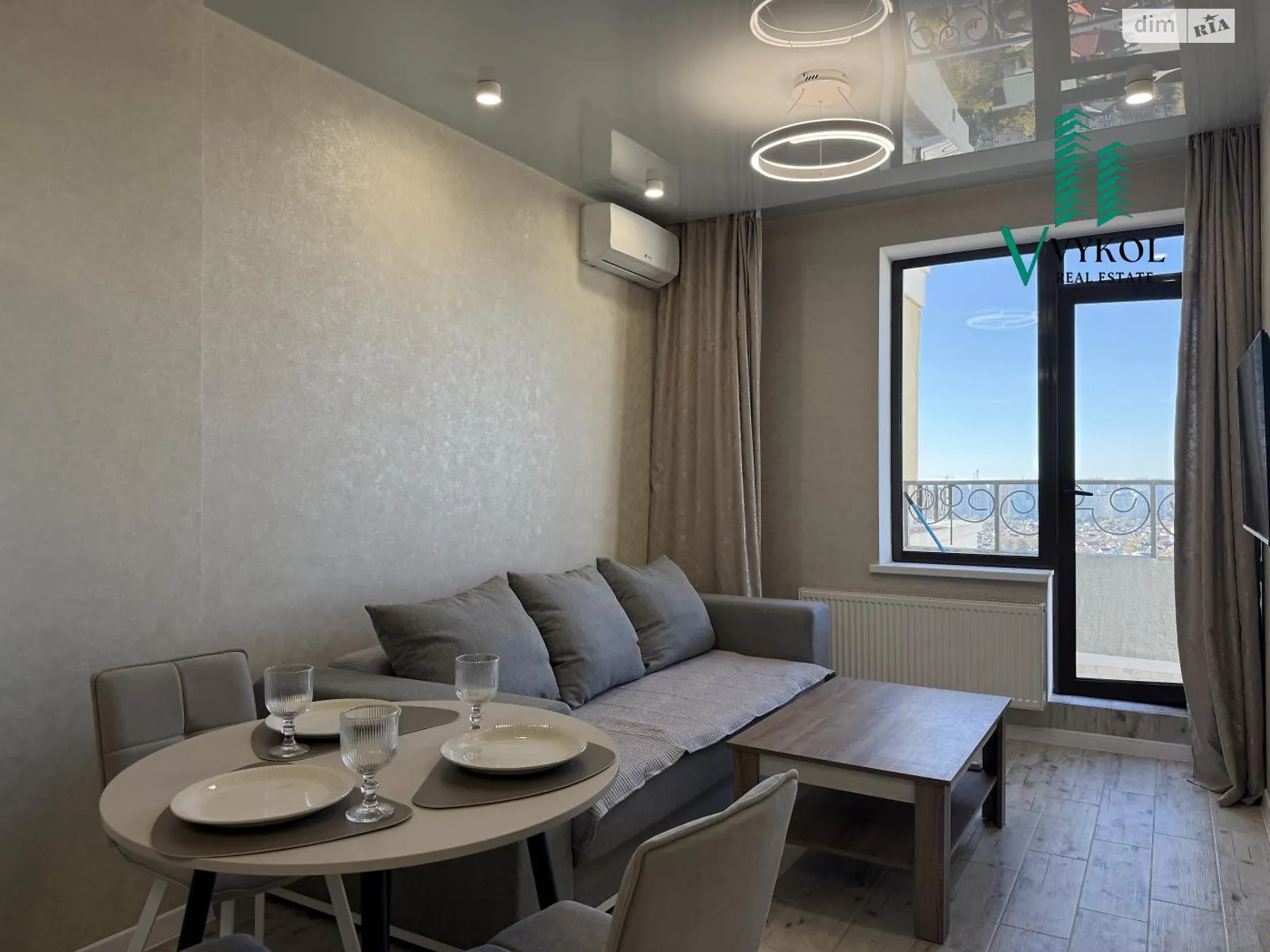 Сдается в аренду 1-комнатная квартира 45 кв. м в Одессе, ул. Педагогическая, 23 - фото 1