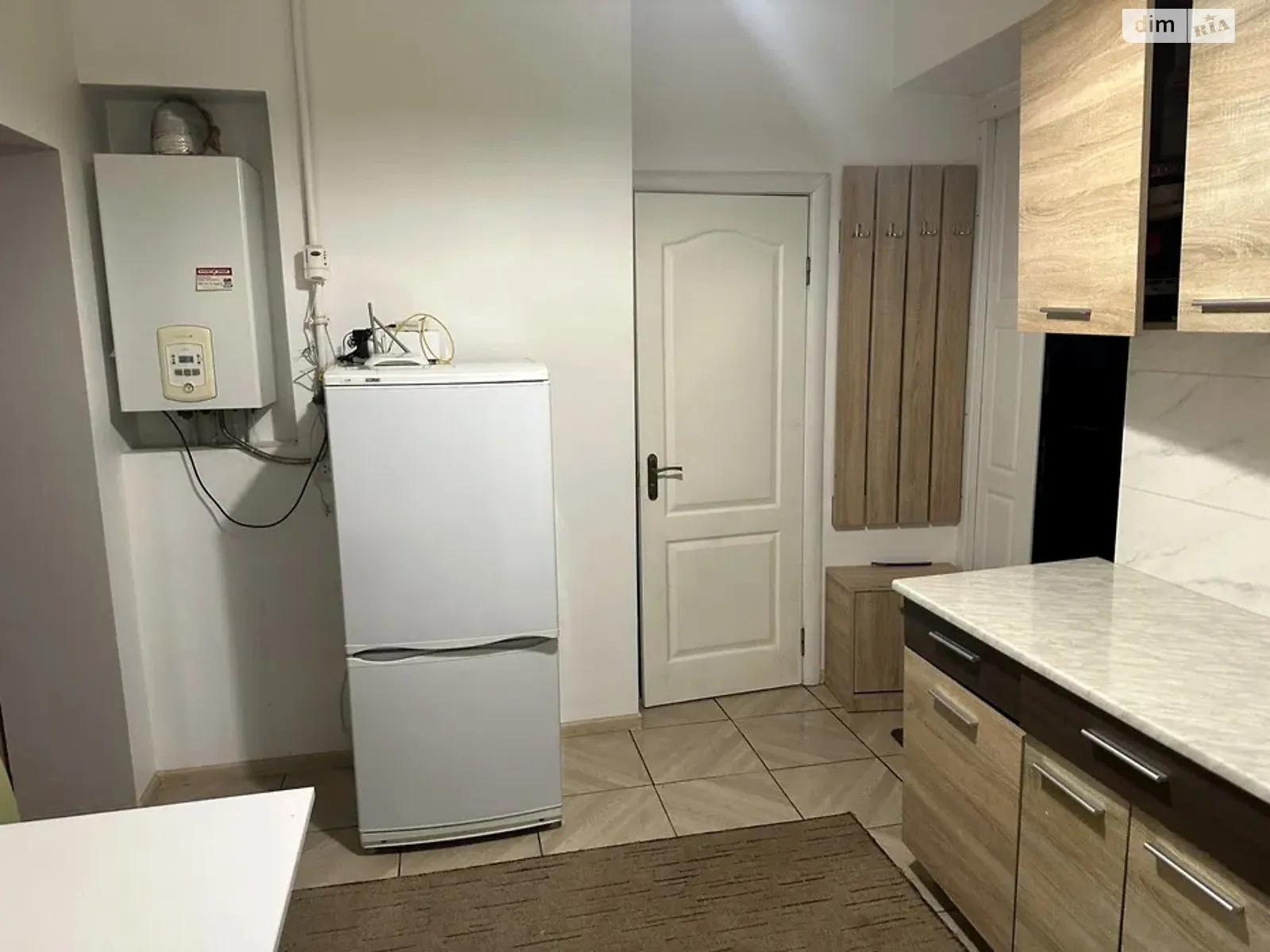 Здається в оренду 1-кімнатна квартира 25 кв. м у Львові, вул. Федьковича, 13 - фото 1