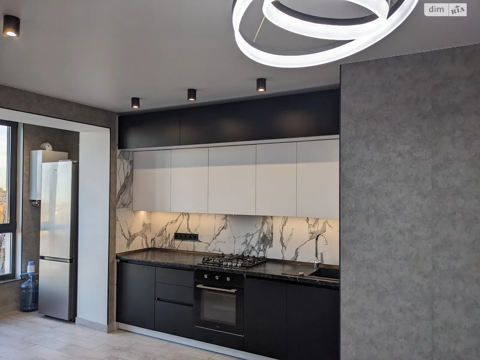 Продается 2-комнатная квартира 72 кв. м в Виннице, ул. Праведников мира(Максимовича) - фото 1