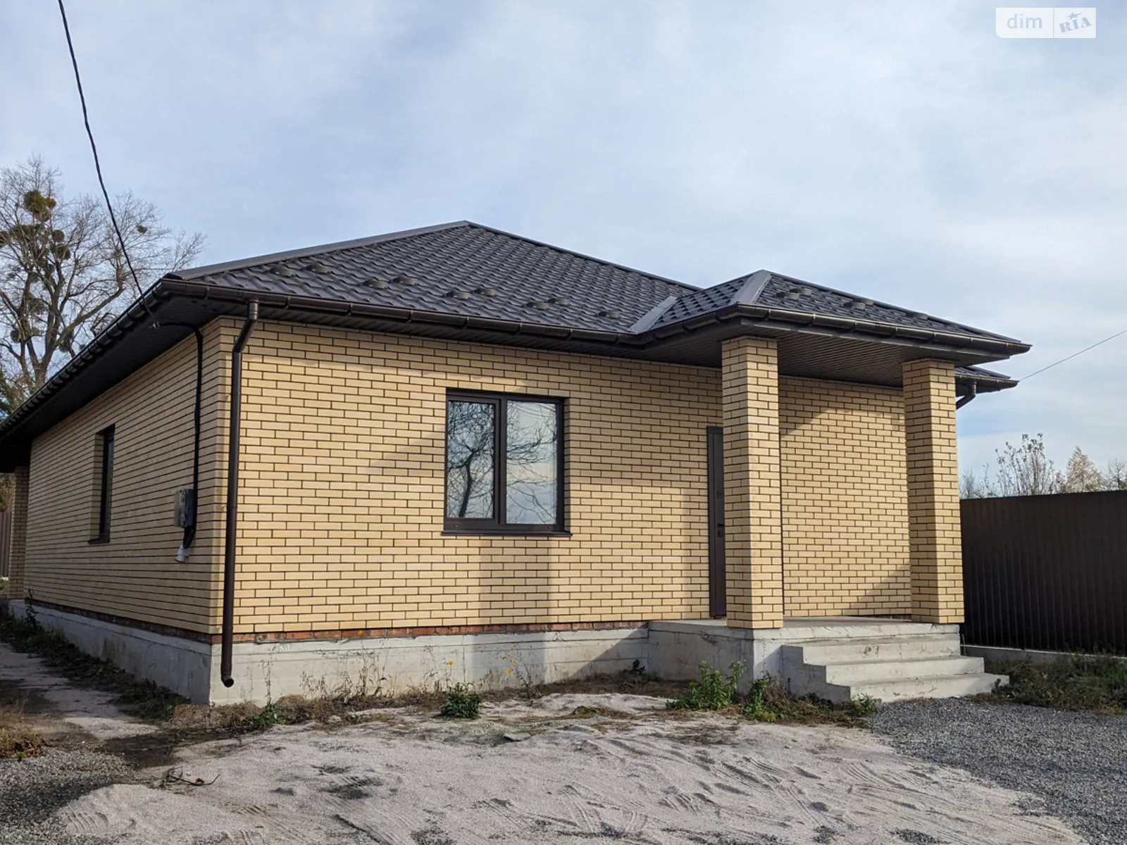 Продается одноэтажный дом 95 кв. м с подвалом, цена: 92000 $ - фото 1