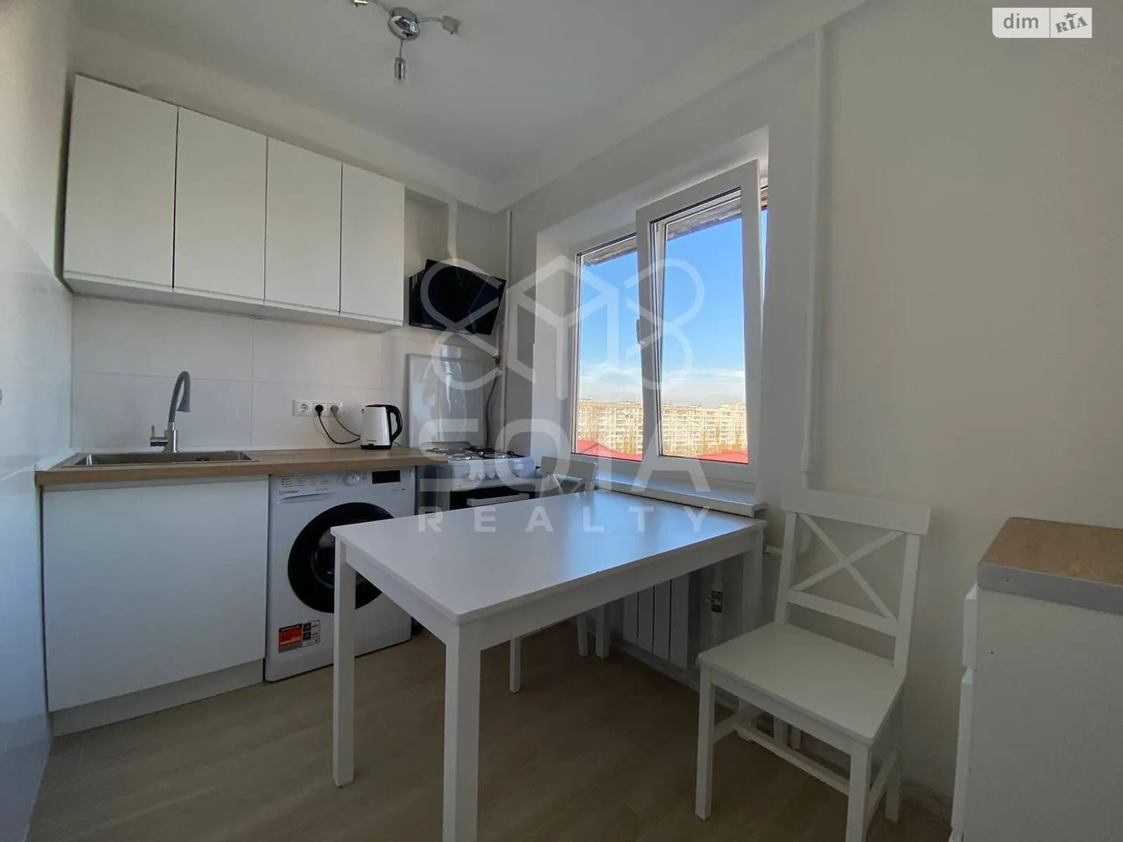 Продается 3-комнатная квартира 60 кв. м в Киеве, просп. Оболонский, 7Б - фото 1