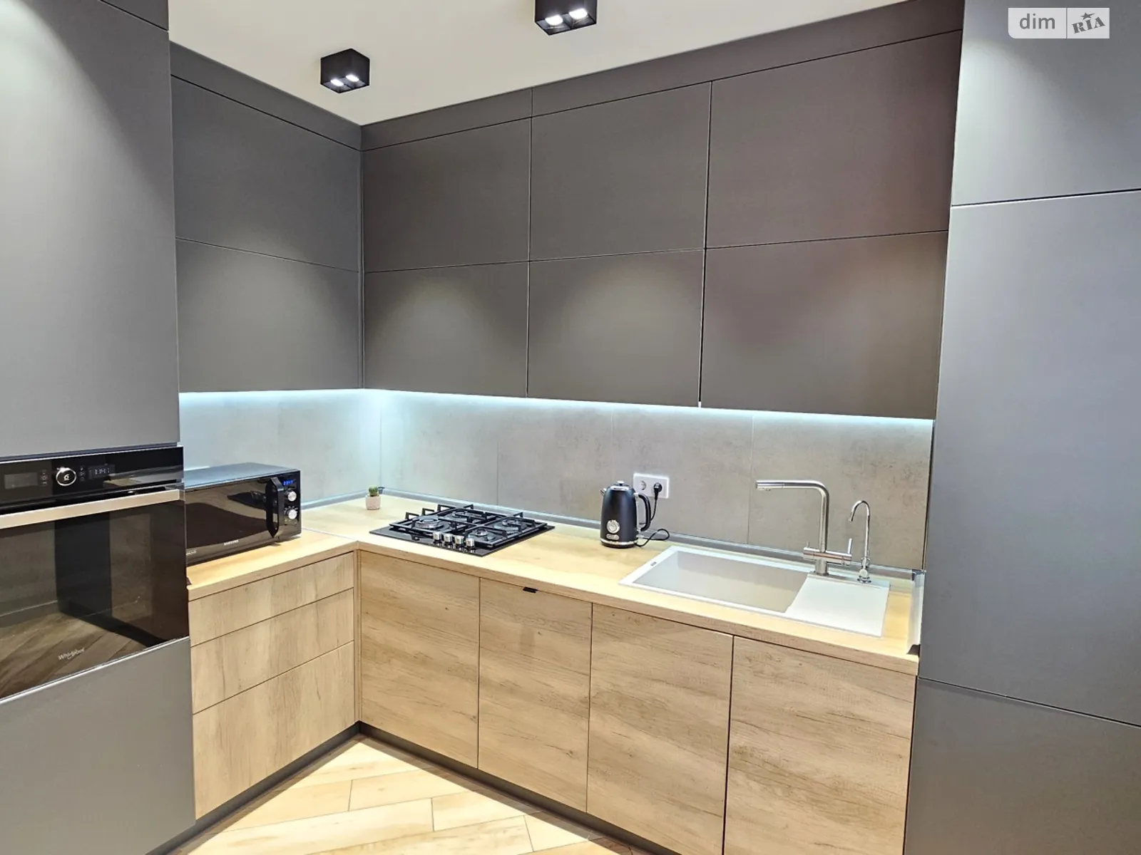 Продается 3-комнатная квартира 92.1 кв. м в Хмельницком, ул. Панаса Мирного, 16/1 - фото 1