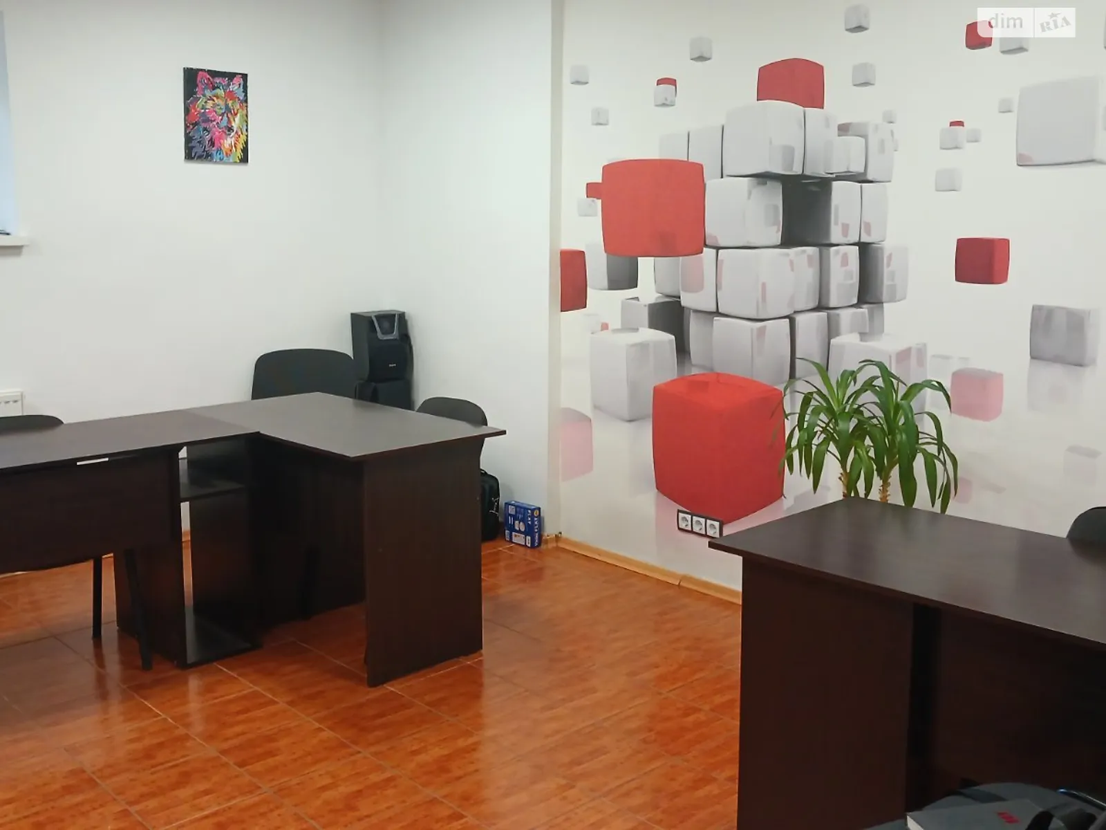 Продается офис 63 кв. м в бизнес-центре, цена: 41000 $ - фото 1