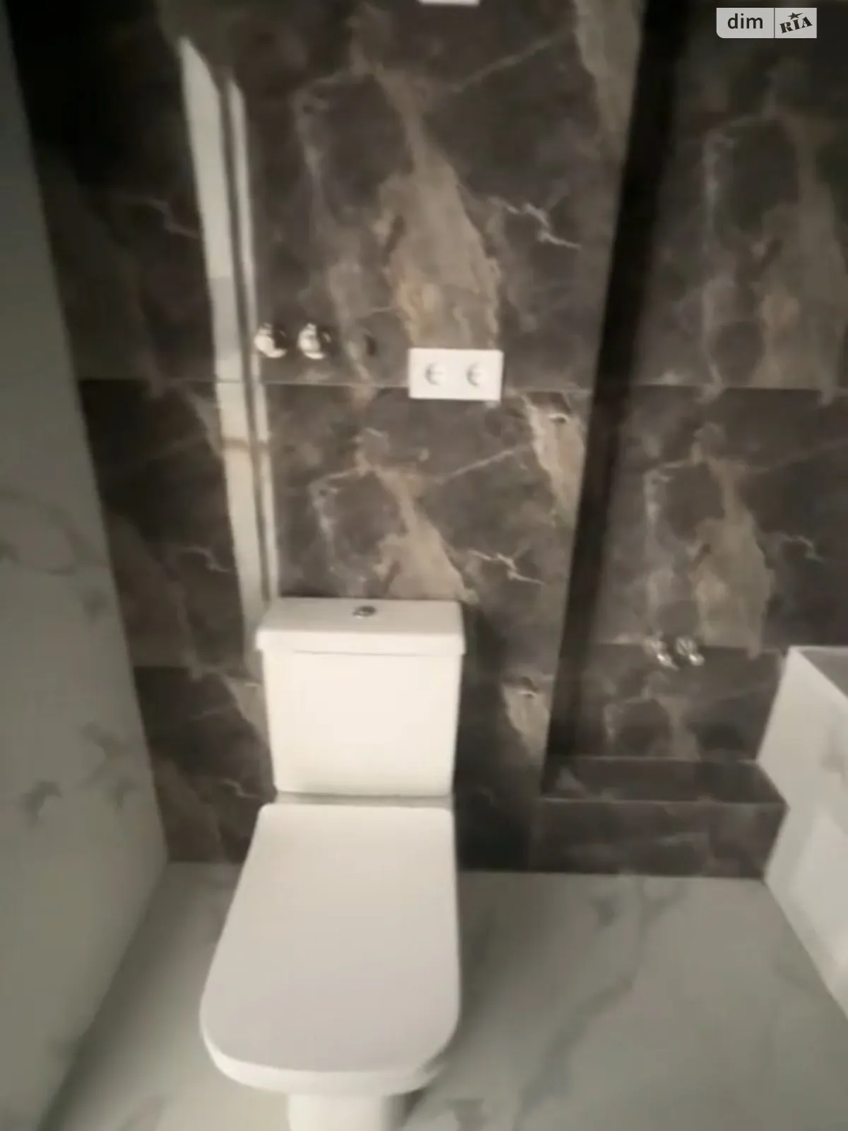 Продається 1-кімнатна квартира 34 кв. м у Ірпені, вул. Миколи Сингаївського(Ново-Оскольська), 55А - фото 1