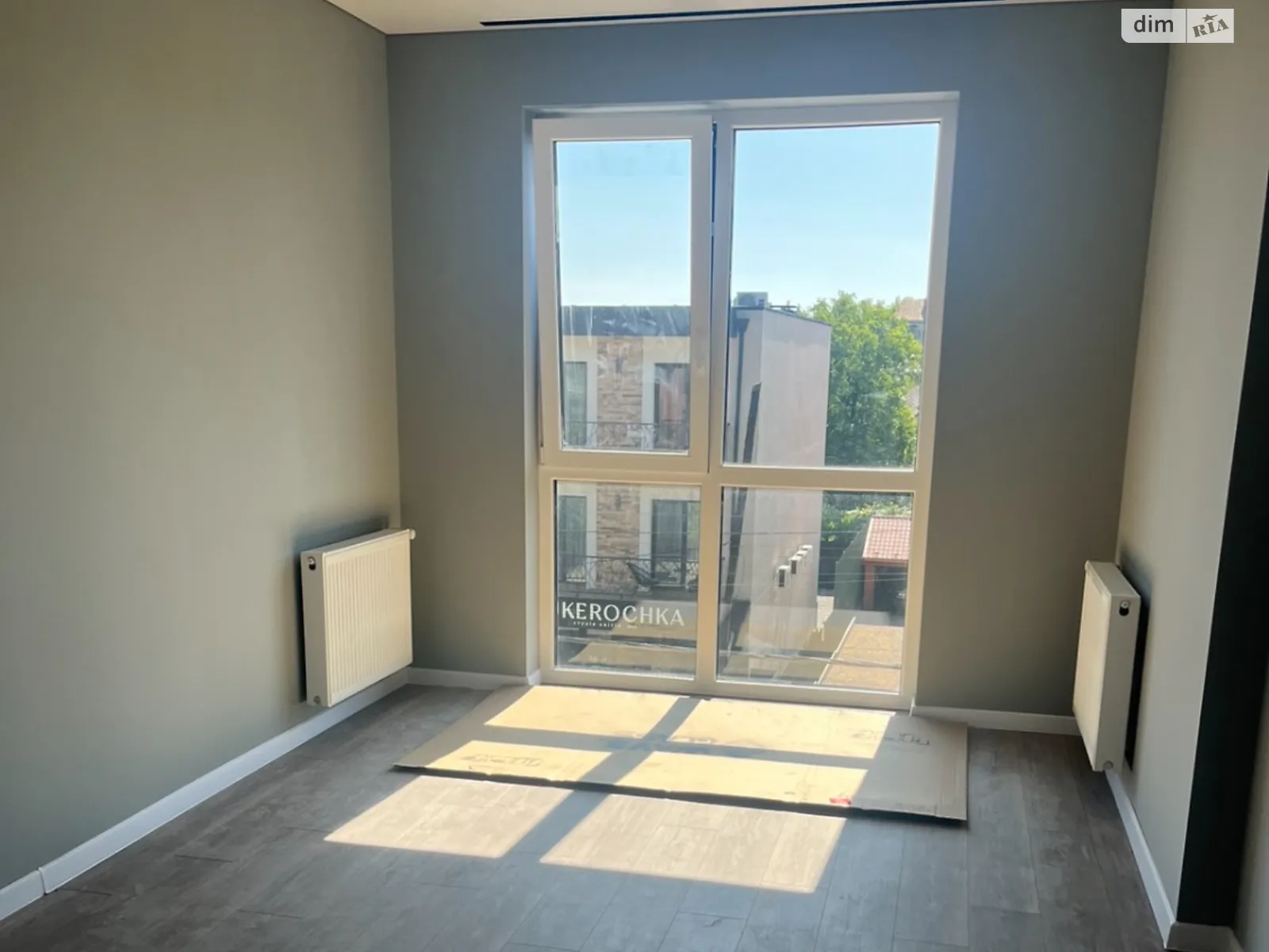 Продается 2-комнатная квартира 62 кв. м в Ужгороде, ул. Собранецкая, 100 - фото 1