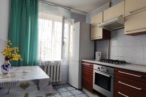 Сниму квартиру в Черкассах долгосрочно