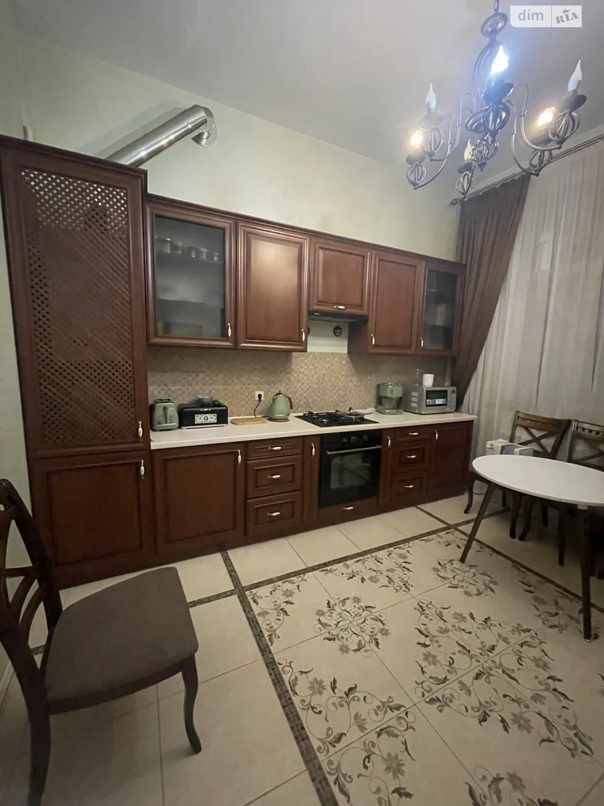 Продается 3-комнатная квартира 90 кв. м в Виннице, ул. Соборная - фото 1