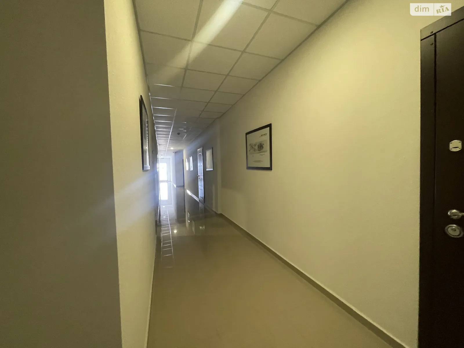 Продается 2-комнатная квартира 68 кв. м в Одессе, ул. Краснова, 1Б - фото 1