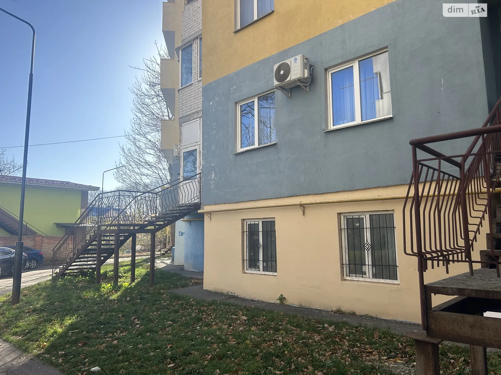 Продается помещения свободного назначения 392 кв. м в 10-этажном здании, цена: 98000 $ - фото 1