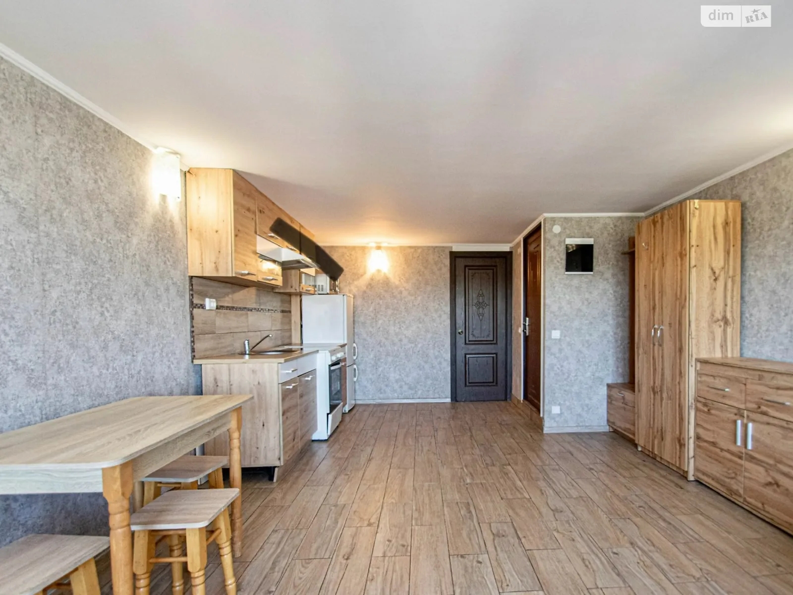 1-комнатная квартира 30 кв. м в Тернополе - фото 1