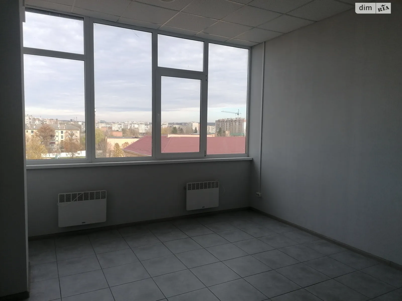 Здається в оренду офіс 20 кв. м в бізнес-центрі, цена: 5000 грн - фото 1