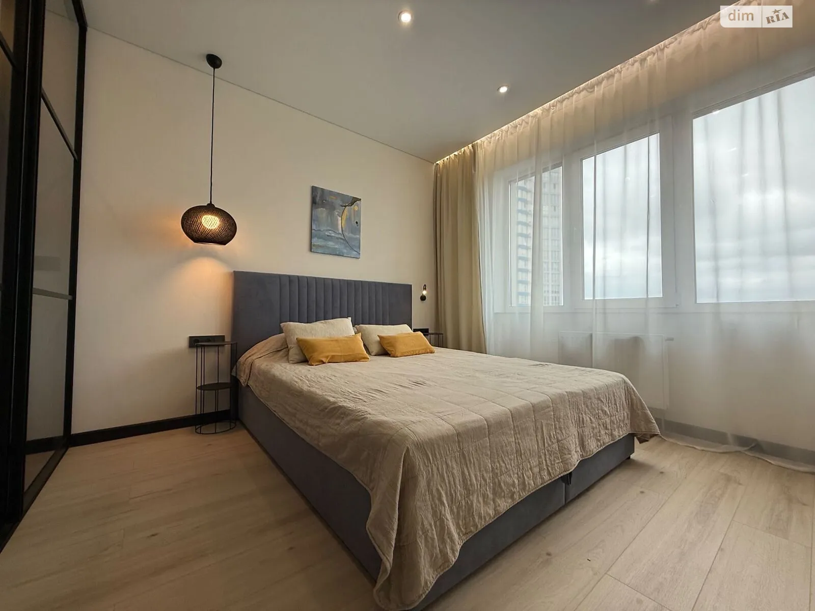 Сдается в аренду 1-комнатная квартира 41 кв. м в Одессе, ул. Литературная, 10 - фото 1