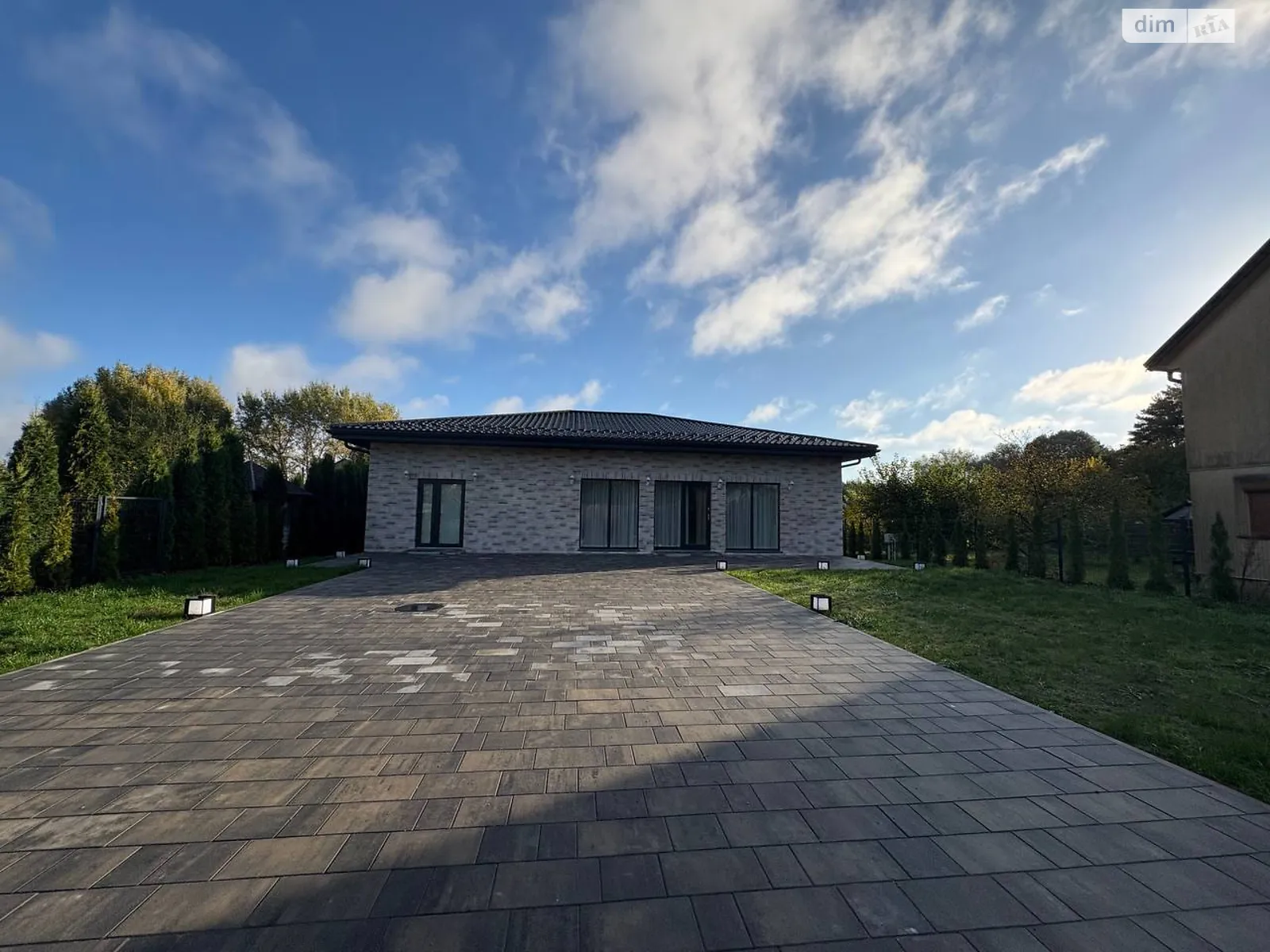 Продается одноэтажный дом 157.4 кв. м с участком, цена: 225000 $ - фото 1