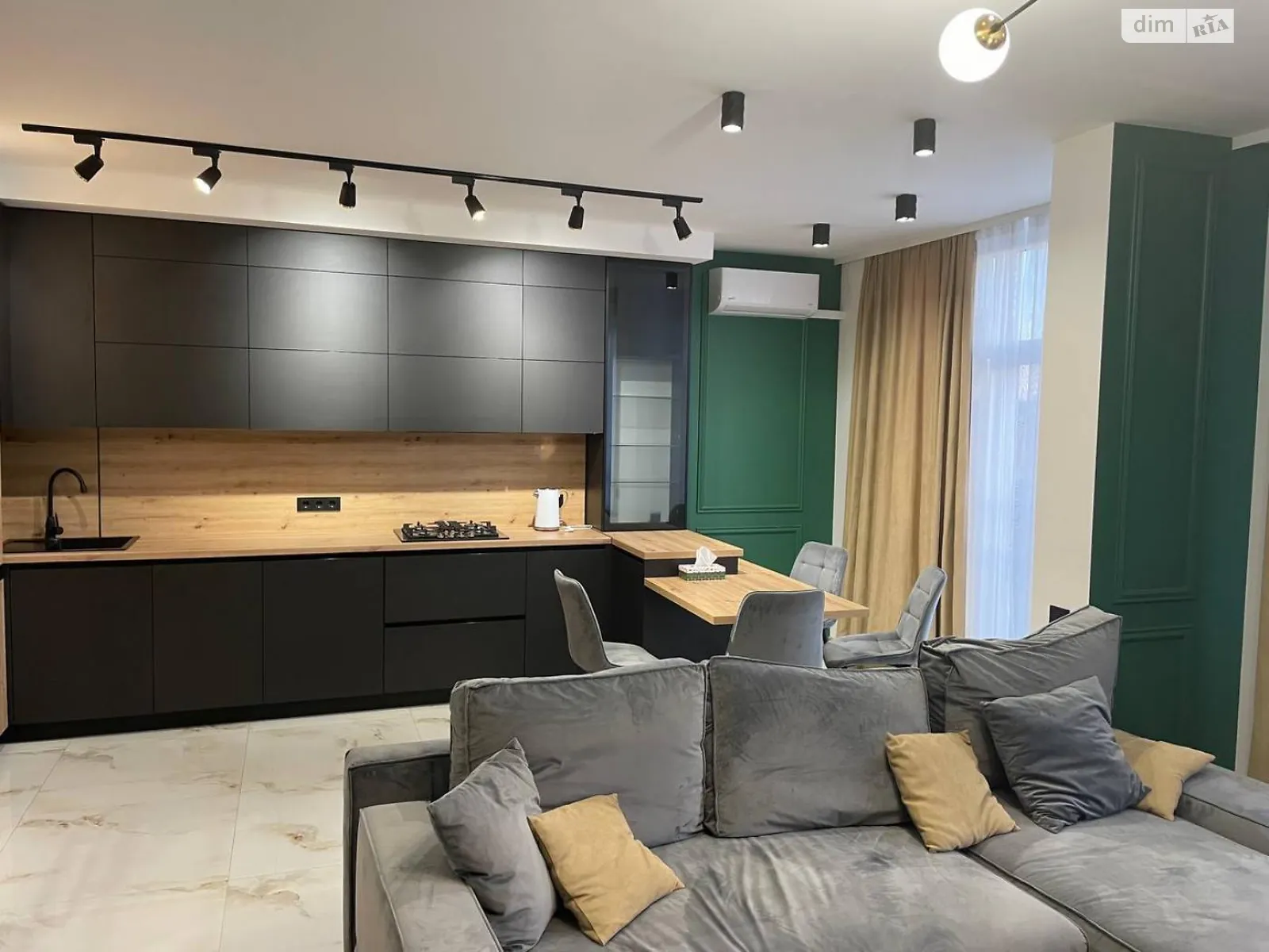 Продается 2-комнатная квартира 81.1 кв. м в Львове, цена: 210000 $ - фото 1