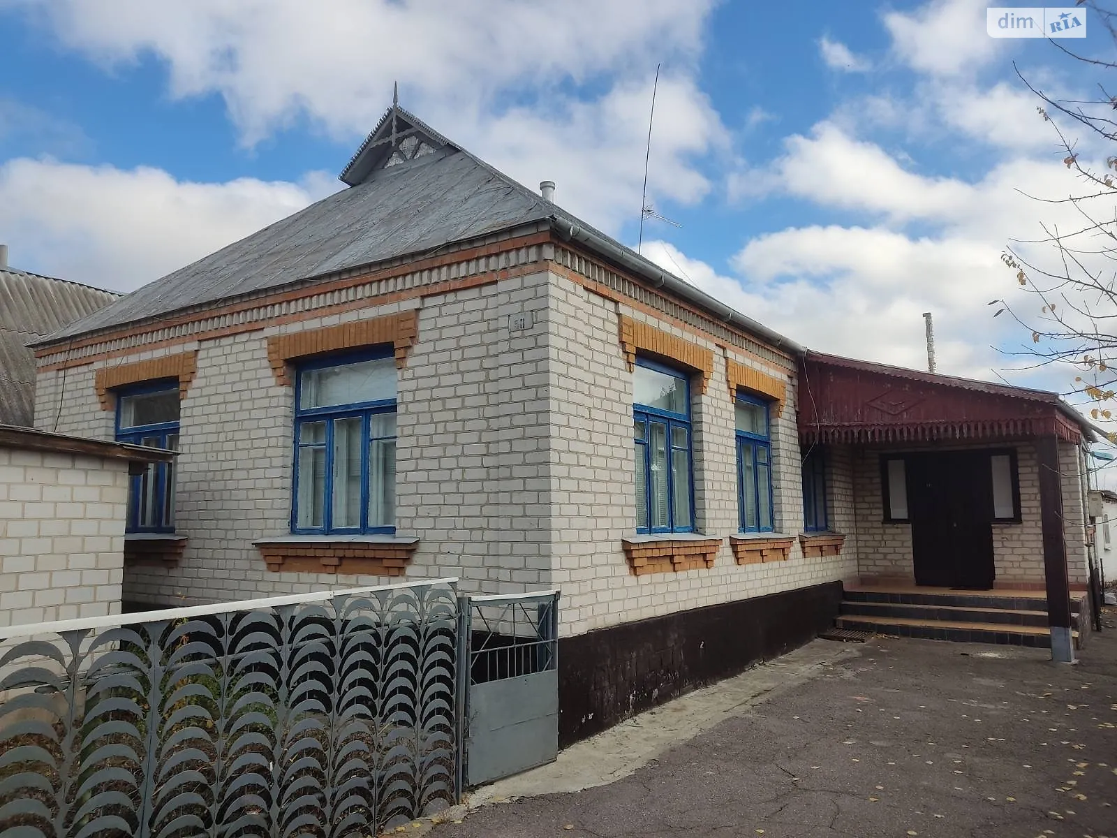 Продається одноповерховий будинок 95 кв. м з садом, цена: 45000 $ - фото 1
