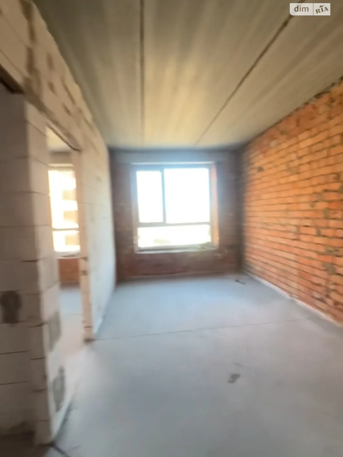 Продається 2-кімнатна квартира 40 кв. м у Гостомелі, вул. Миру, 3А - фото 1