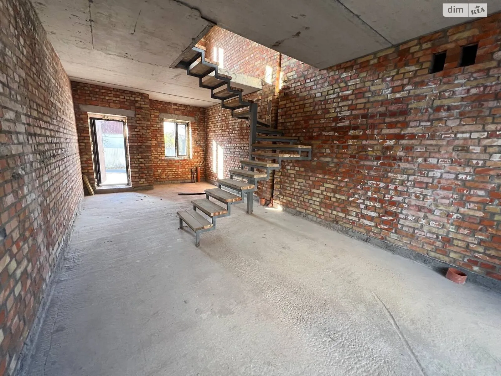 Продается дом на 2 этажа 76 кв. м с террасой, цена: 65000 $ - фото 1