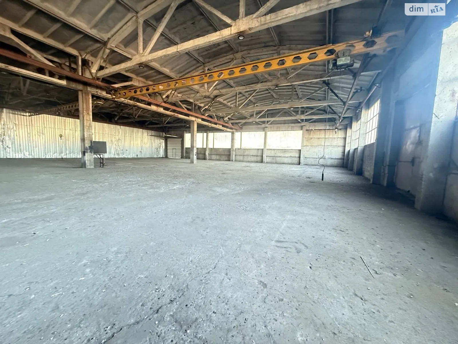 Сдается в аренду помещения свободного назначения 1600 кв. м в 1-этажном здании, цена: 128000 грн - фото 1