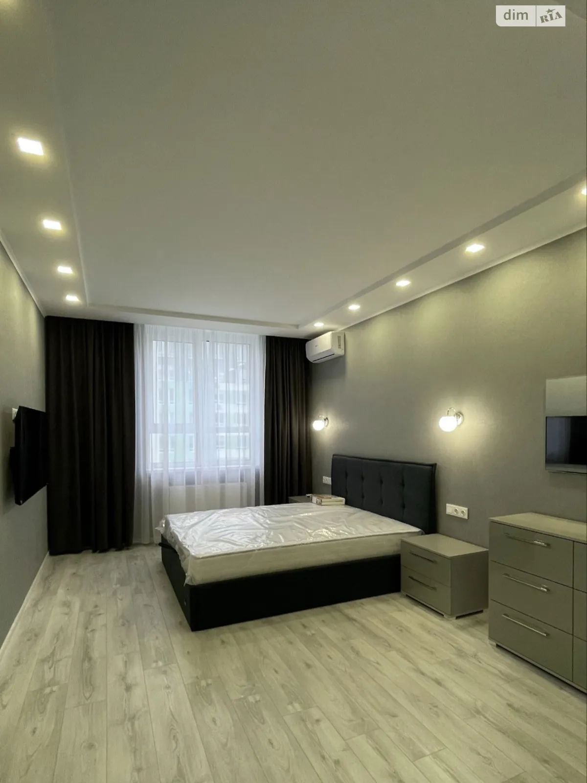 Сдается в аренду 1-комнатная квартира 40 кв. м в Виннице, ул. Александровская, 4 - фото 1