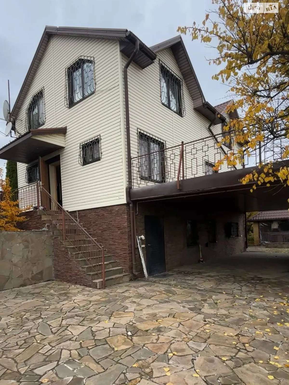 Здається в оренду будинок 3 поверховий 220 кв. м з садом, цена: 35000 грн - фото 1