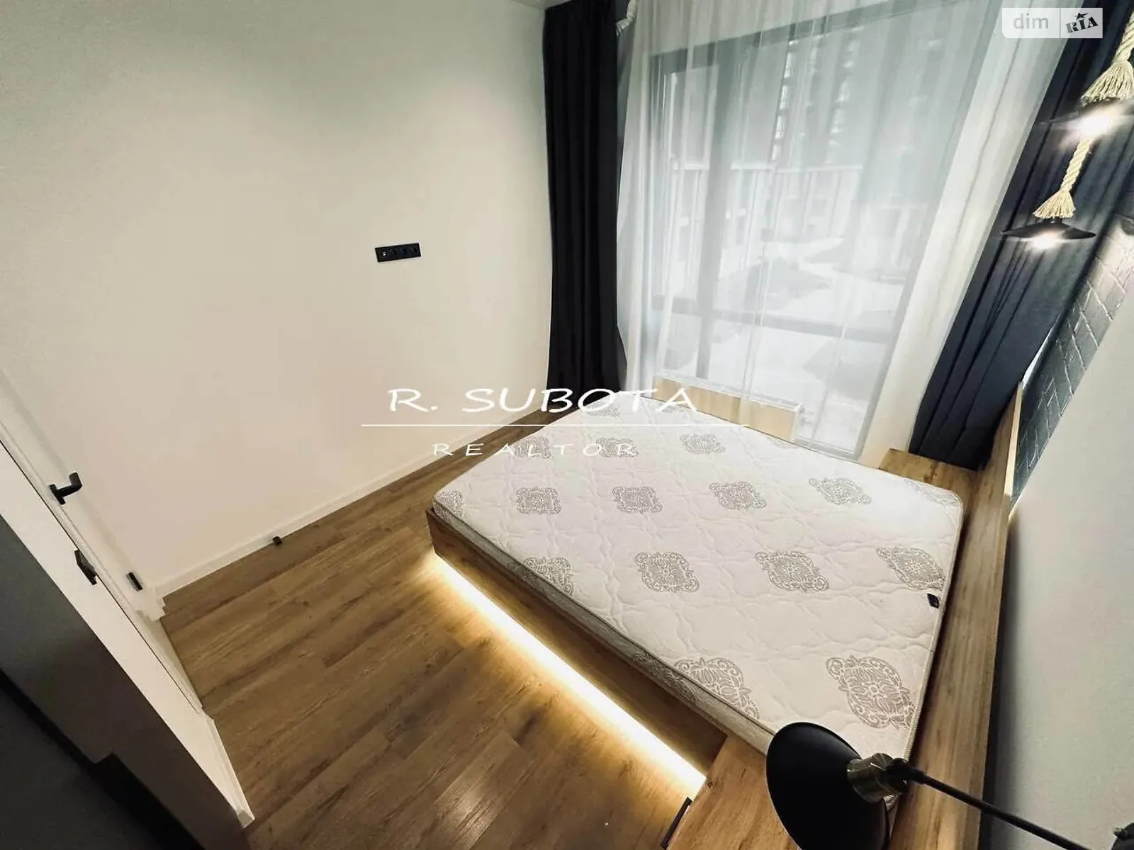 Продается 2-комнатная квартира 41 кв. м в Днепре, ул. Костомаровская, 1А - фото 1