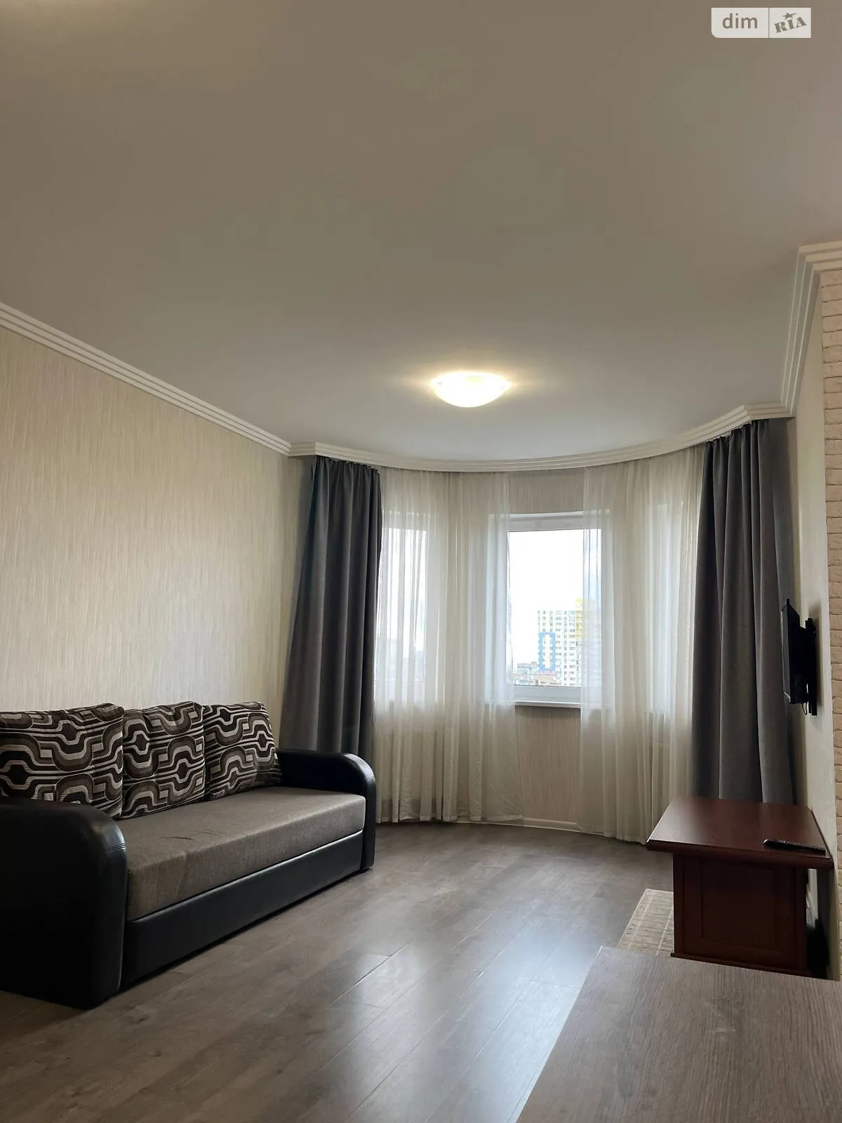 Продається 1-кімнатна квартира 46.8 кв. м у Києві, Харківське шосе, 19А - фото 1